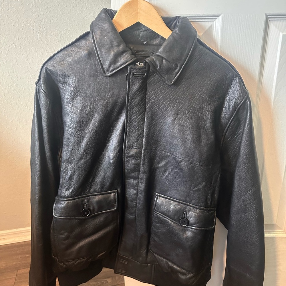 Vintage Classic Black Leather Bomber Jacket